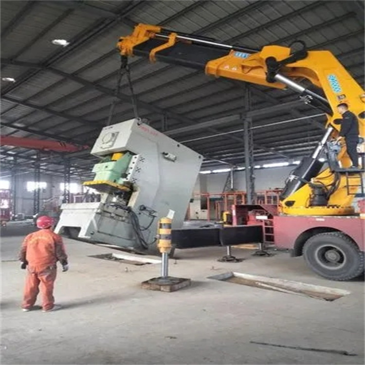 柳江80吨折臂吊车出租附近电话